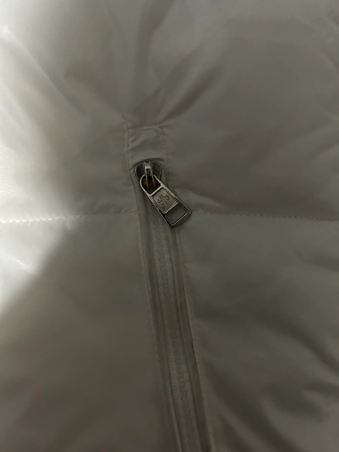 Moncler White Down Vest - photo 3
