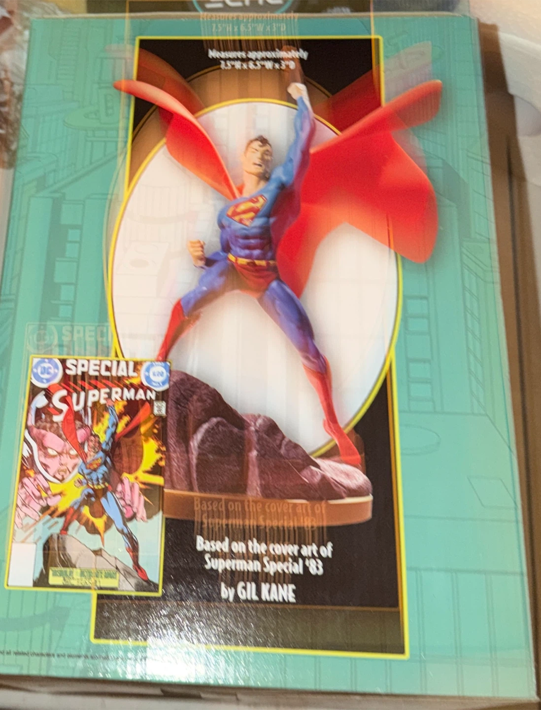 DC Direct Superman Cover to Cover Statue - photo 3