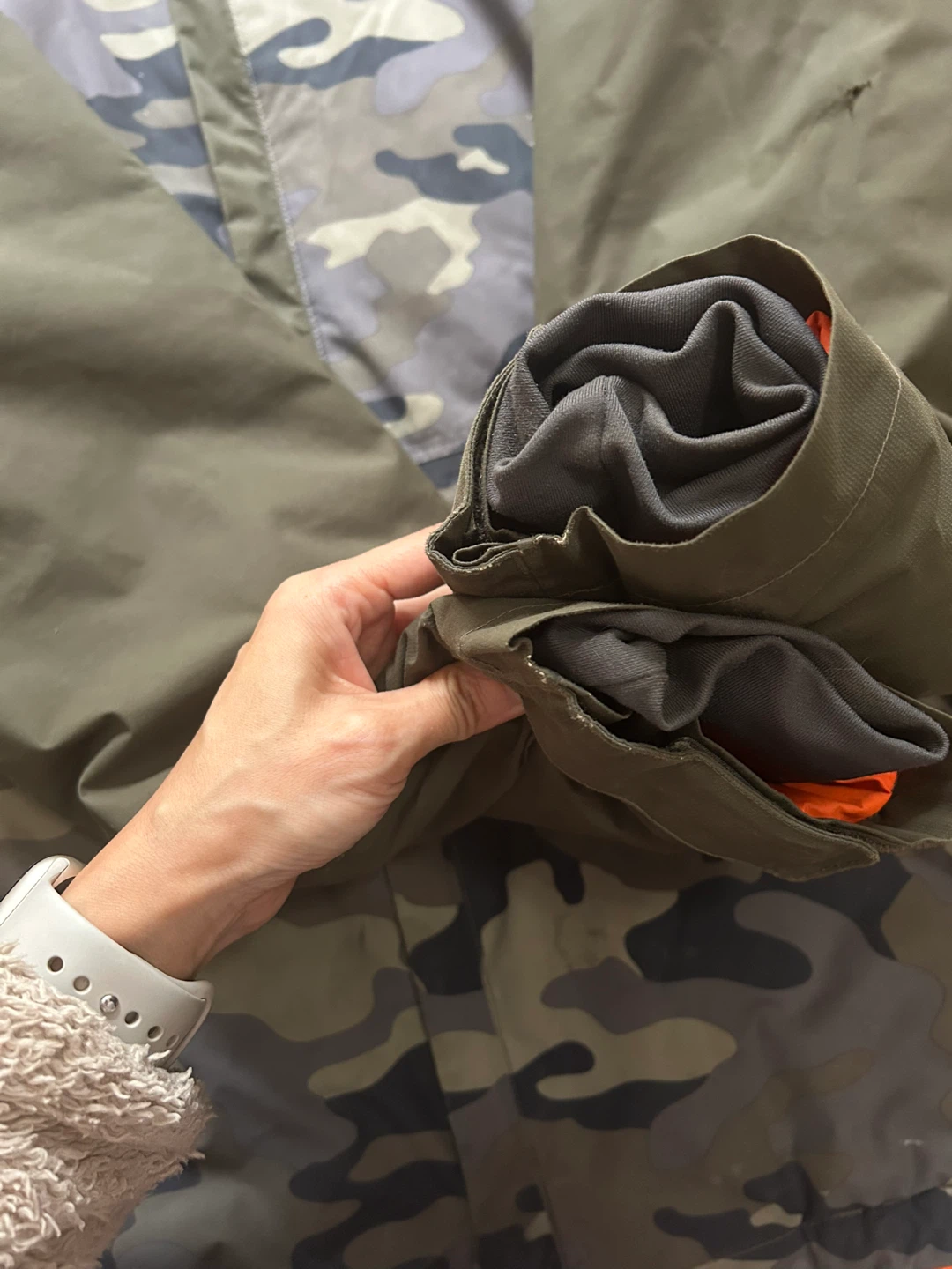 The North Face Camo Jacket Youth Size 16Y - photo 4