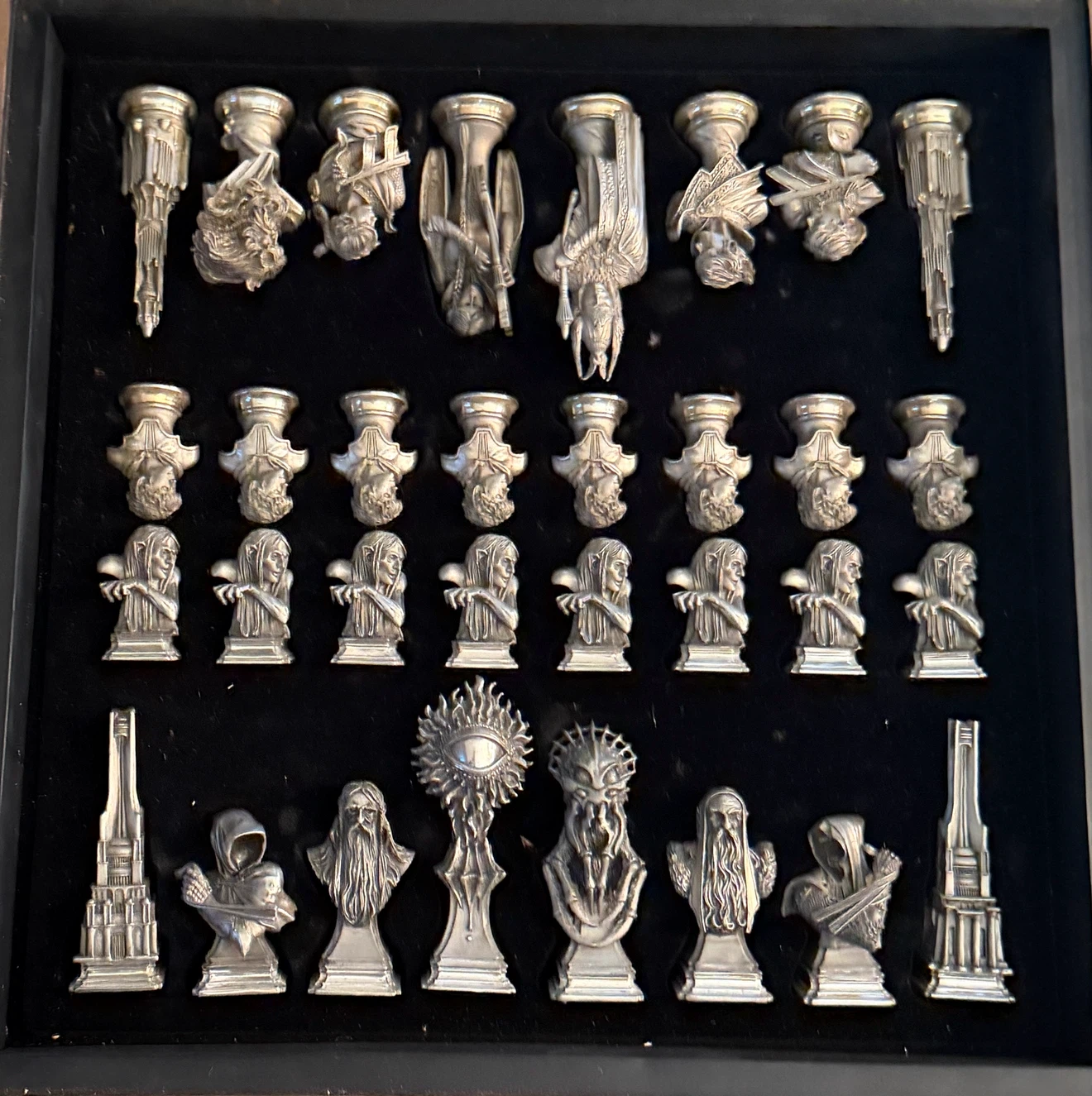 Lord of the Rings Franklin Mint Chess Set - photo 3