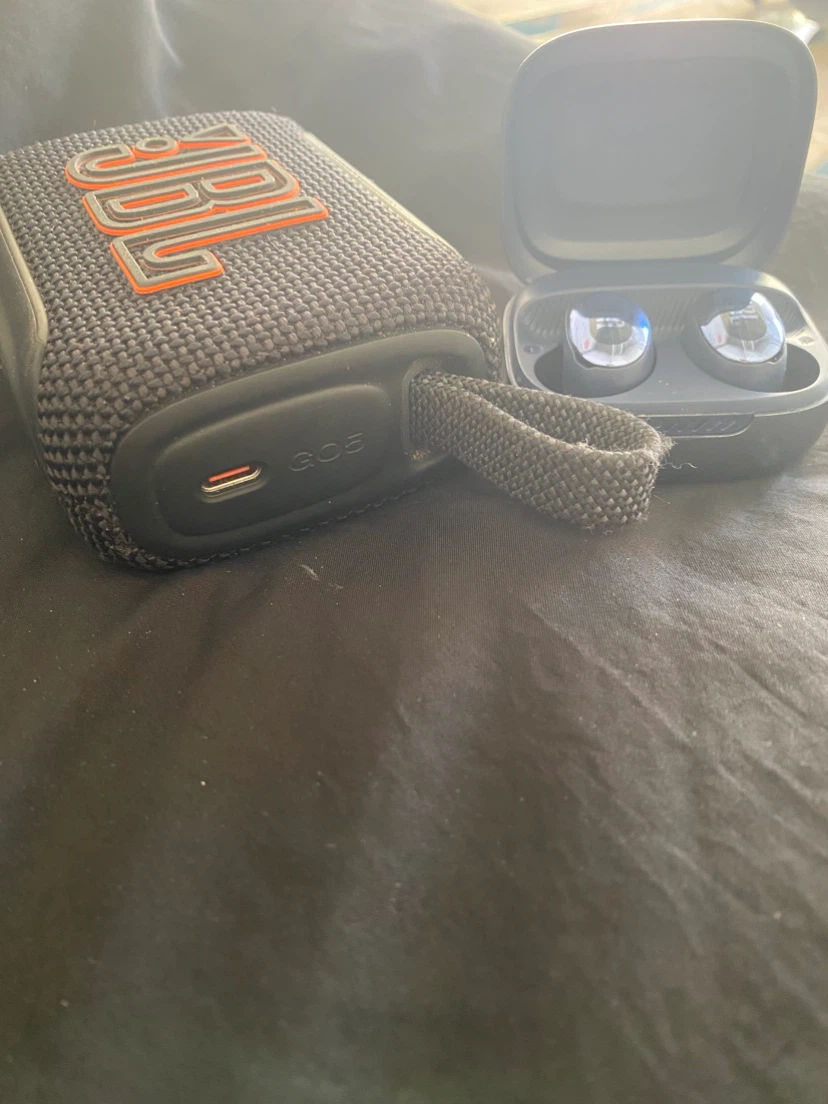 JBL Audio Bundle: Live Free 2 ANC Earbuds + GO 5 Speaker⁠ (5 - photo 4