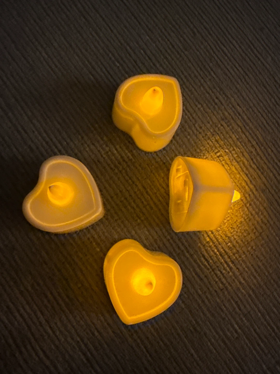 Set of 4 Heart-Shaped LED Tea Lights - photo 2