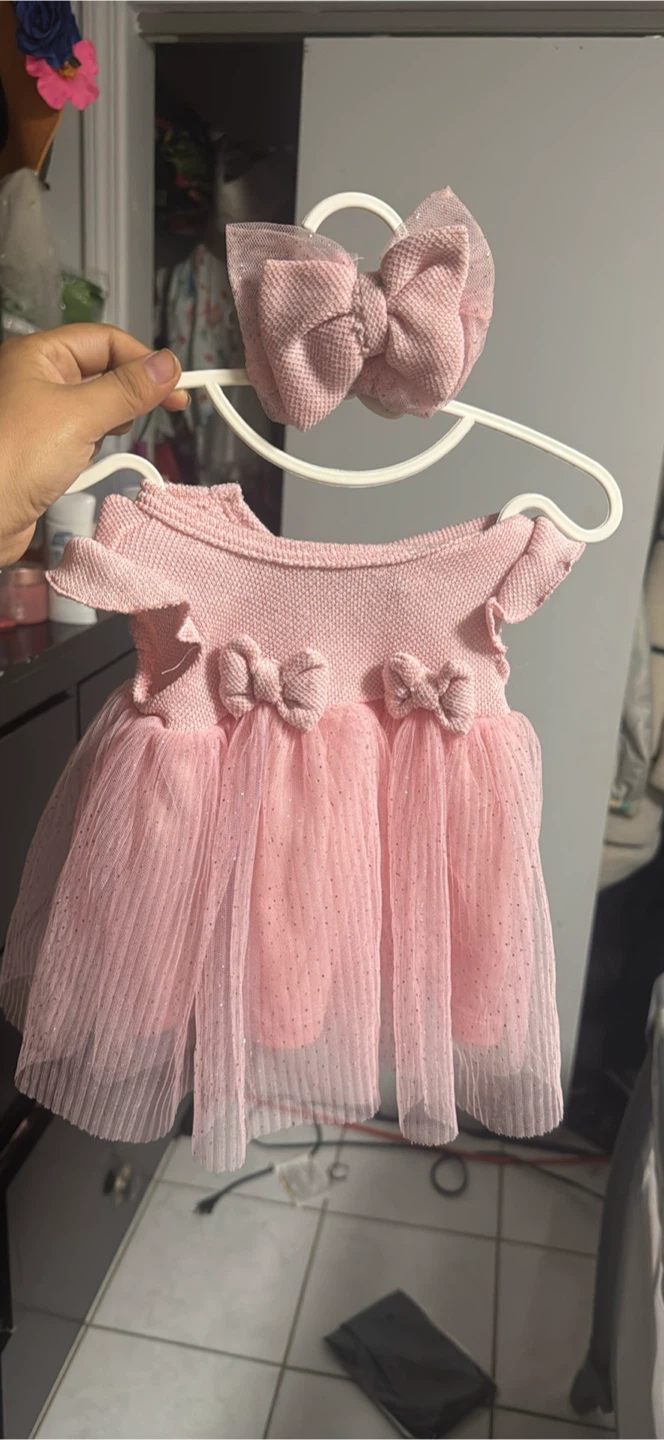 Ropita de bebé. Seminueva  a buen precio lo de 3-6 meses - photo 2