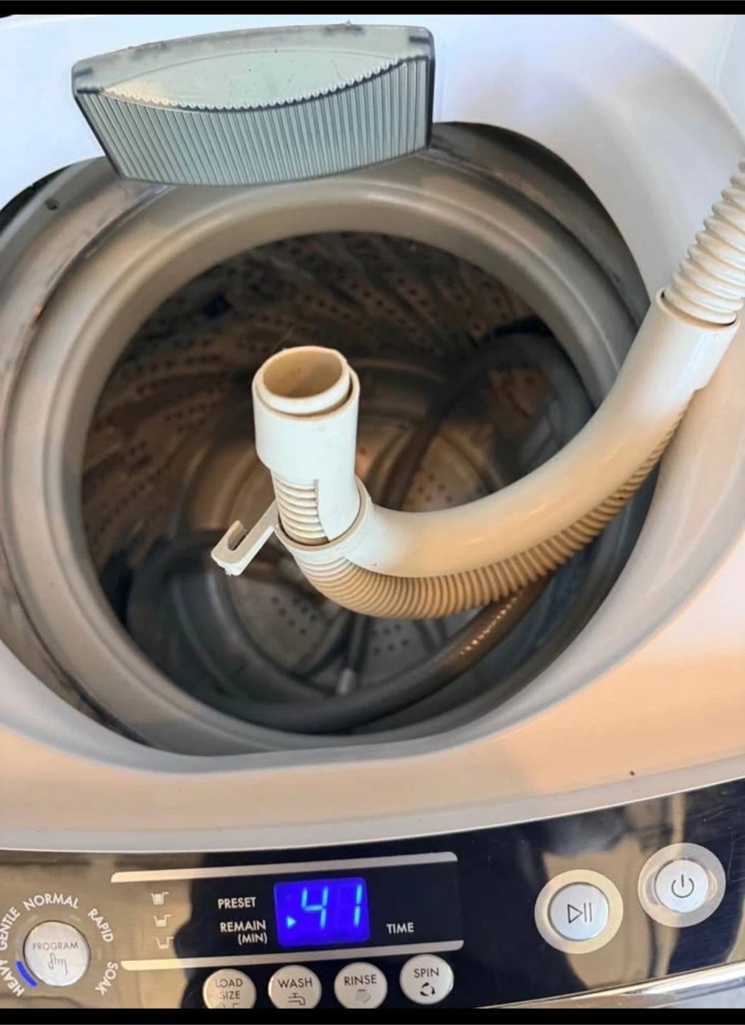 Danby Mini Automatic Washing Machine - photo 3