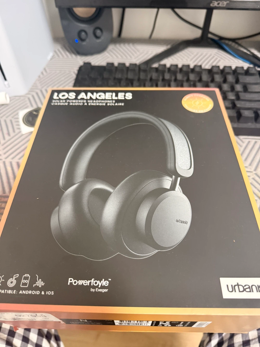 Urbanista Los Angeles Solar Powered Headphones - photo 3