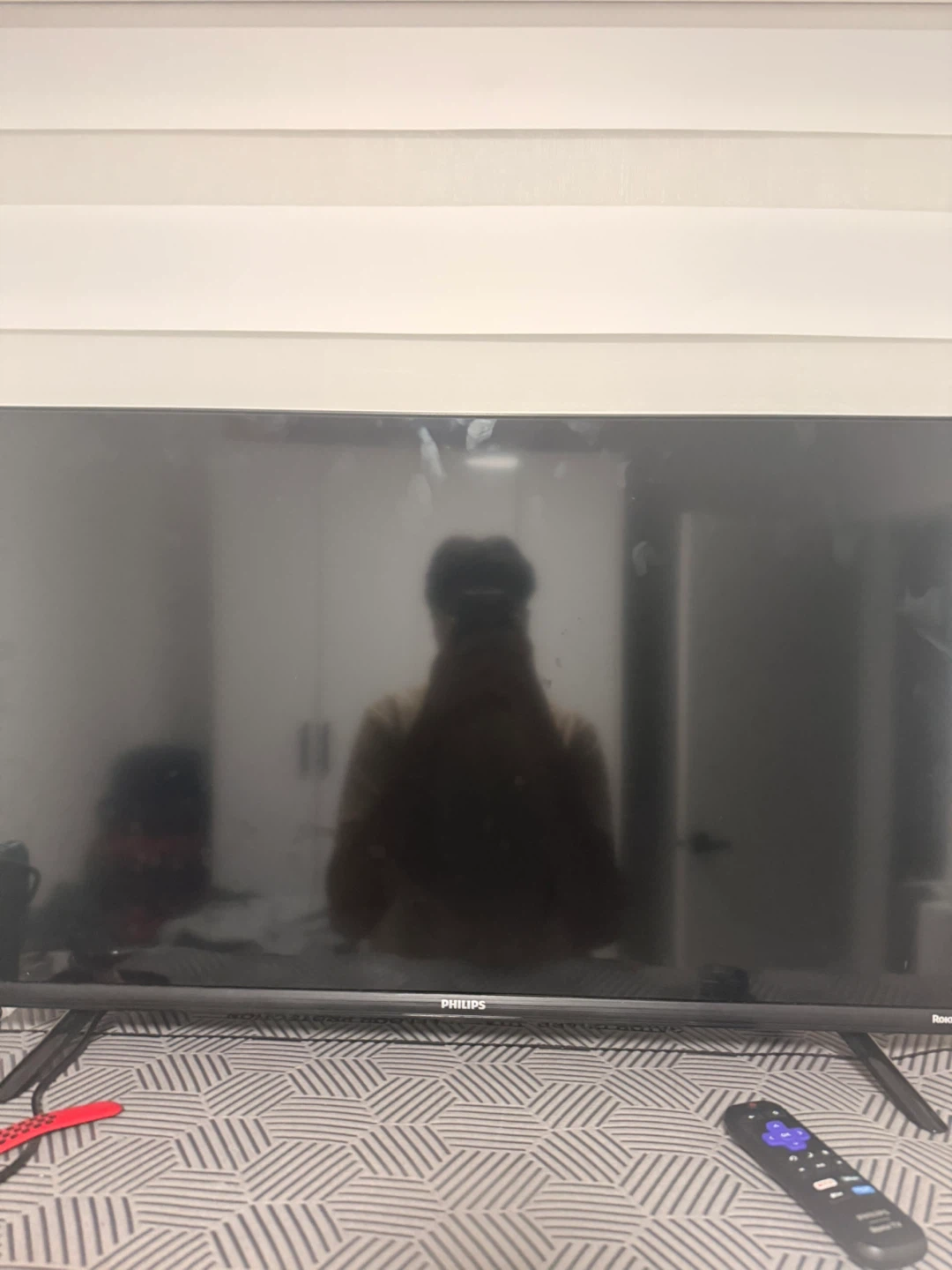 Philips 32-inch Roku TV - photo 4