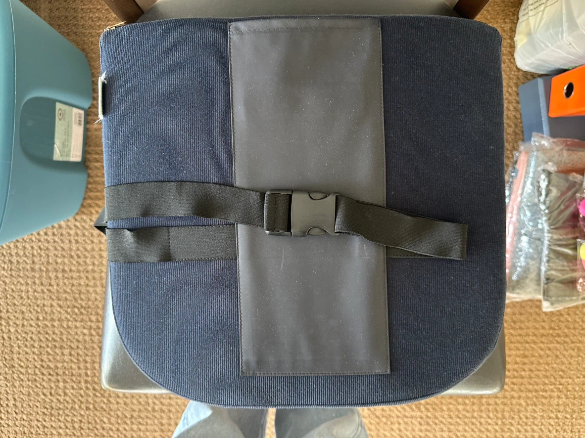 Navy Blue Lumbar Support Cushion - photo 2