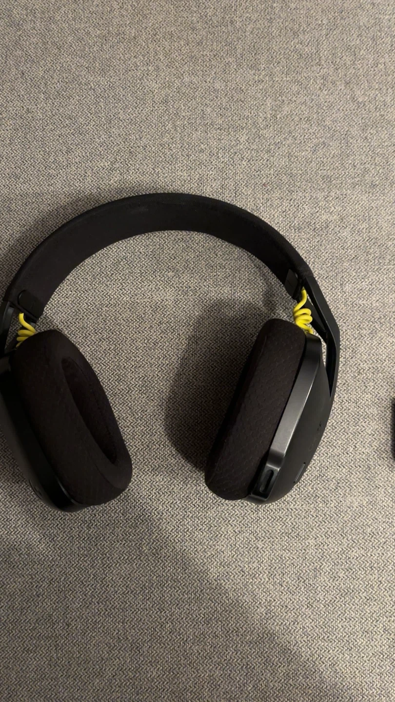 Logitech G435 Wireless Gaming Headset - photo 2