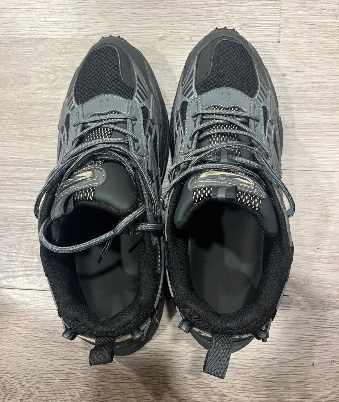 Off-White Sneakers Black and Grey