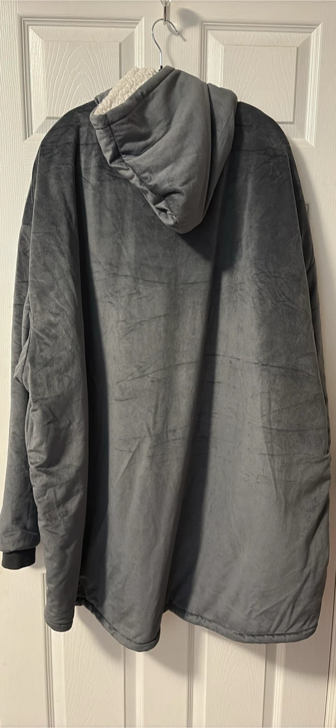 The Comfy wearable blanket hoodie - photo 4
