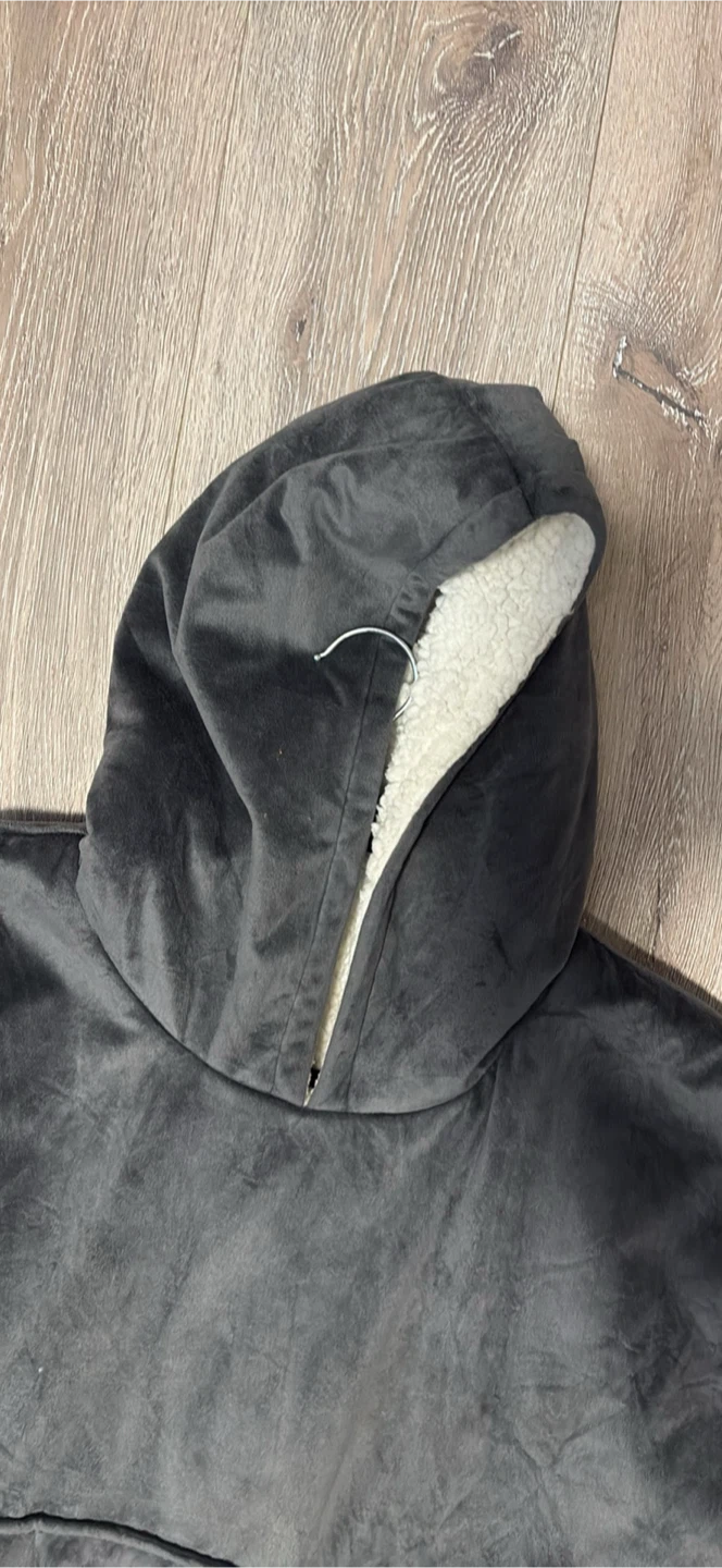 The Comfy wearable blanket hoodie - photo 5
