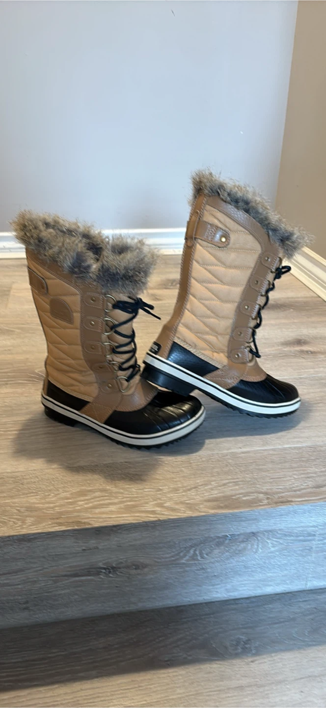 Sorel Waterproof Winter Boots - photo 2