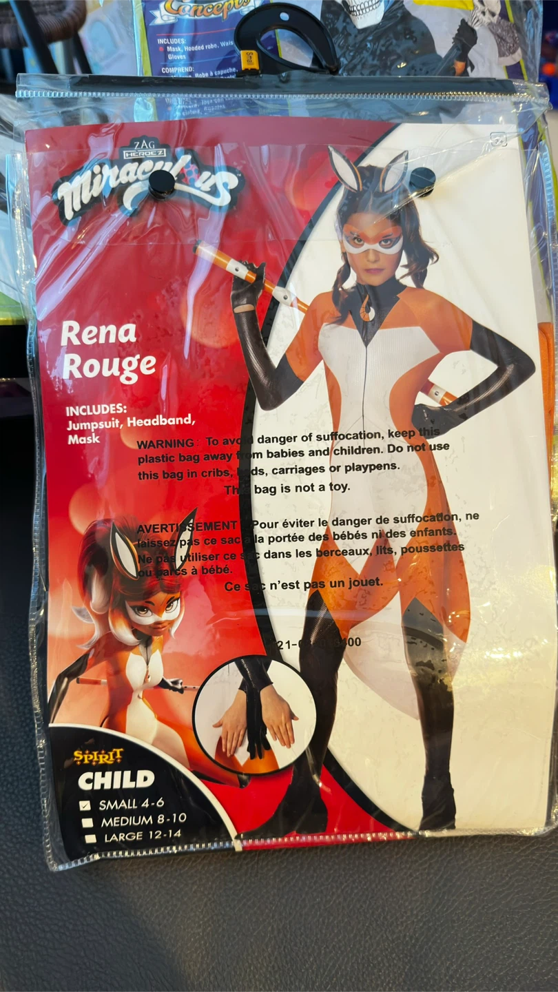 Selection of Childrens Halloween Costumes - photo 4