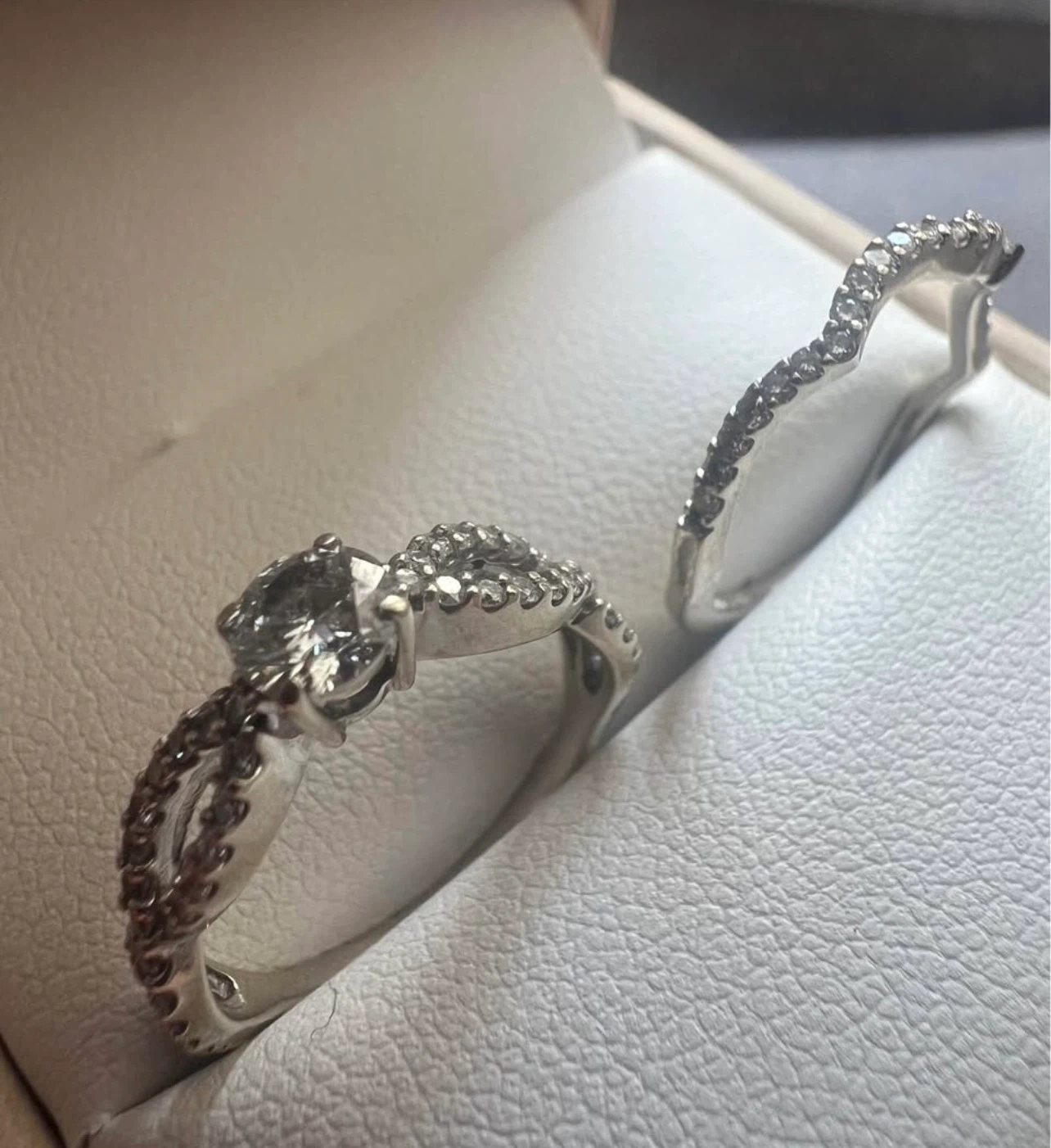 14KT White Gold Canadian Diamond Ring Set