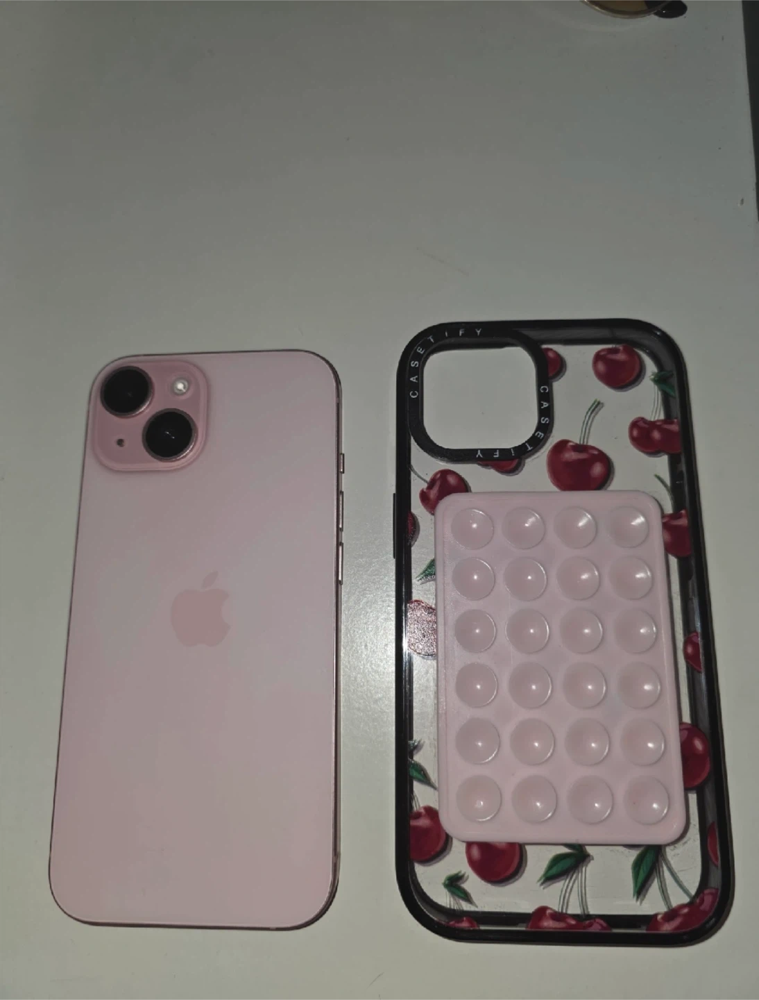 Unlocked Pink Apple iPhone 15 128 GB