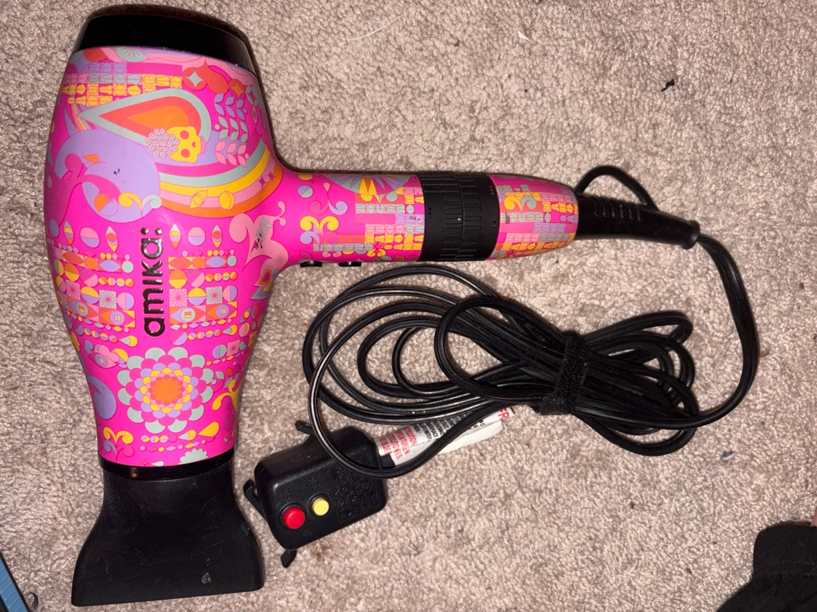 Amika Power Cloud Force Dryer