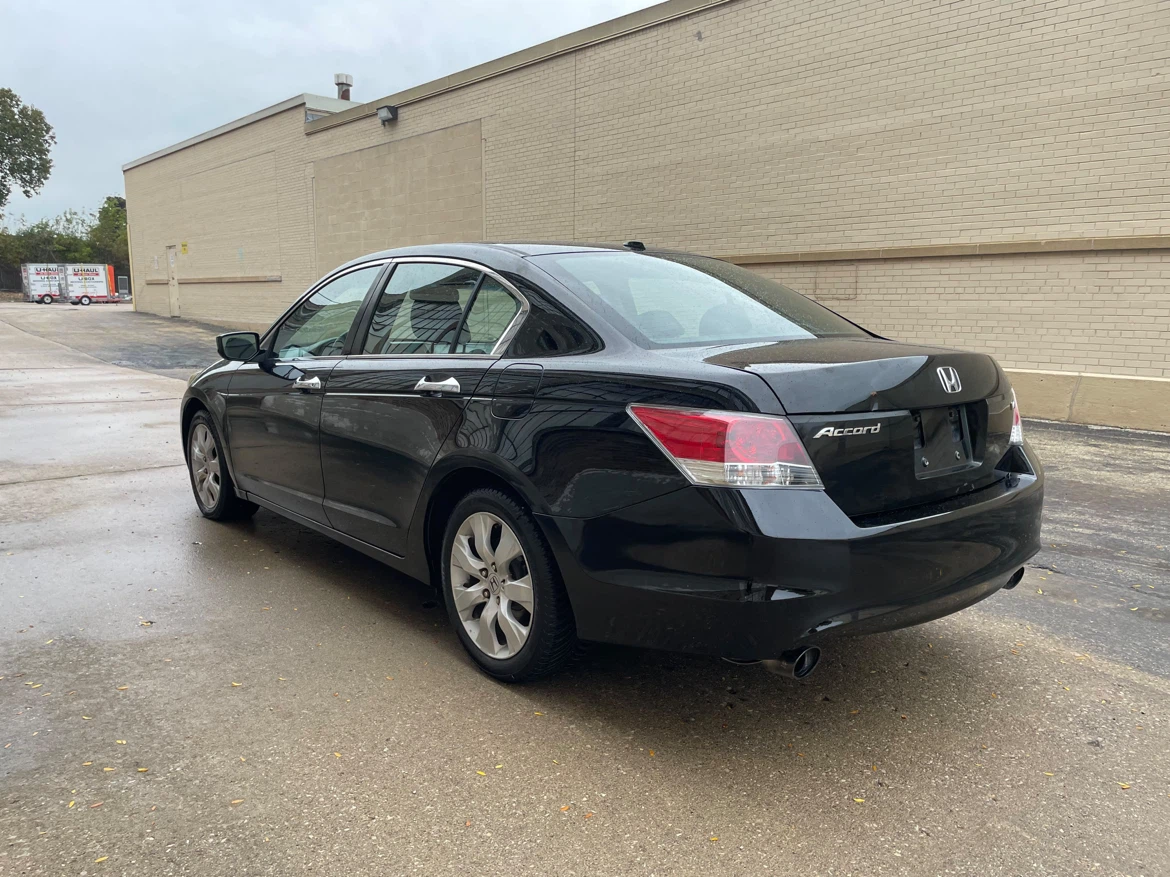 2010 Honda Accord V6 Sedan - photo 5