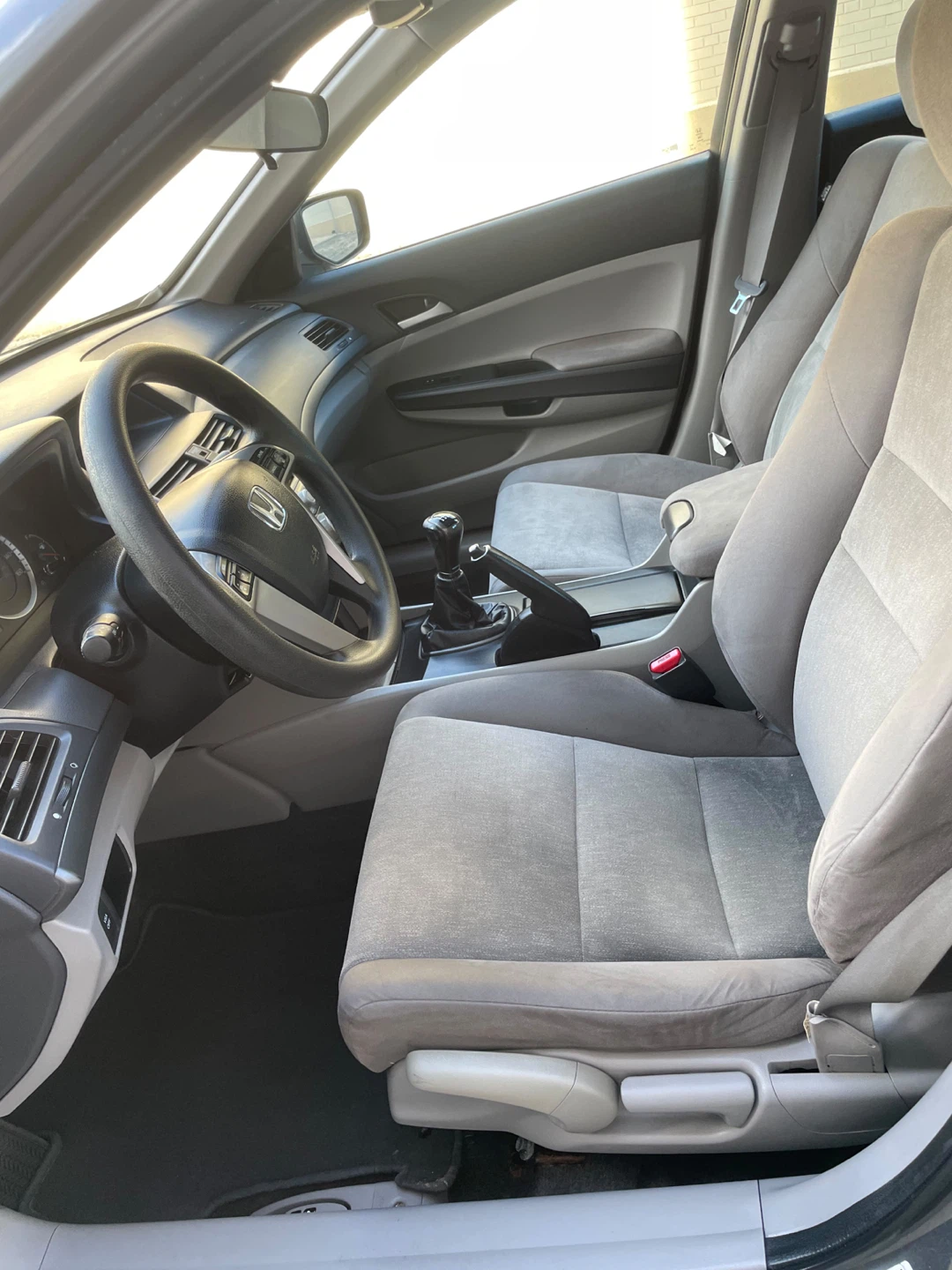 2010Honda Accord Sedan - photo 5