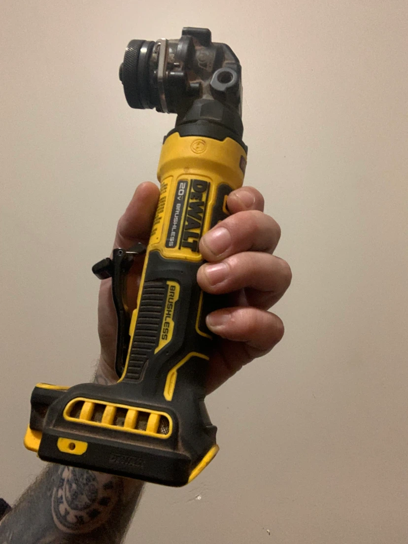 DEWALT 20V Max Brushless Oscillating Tool