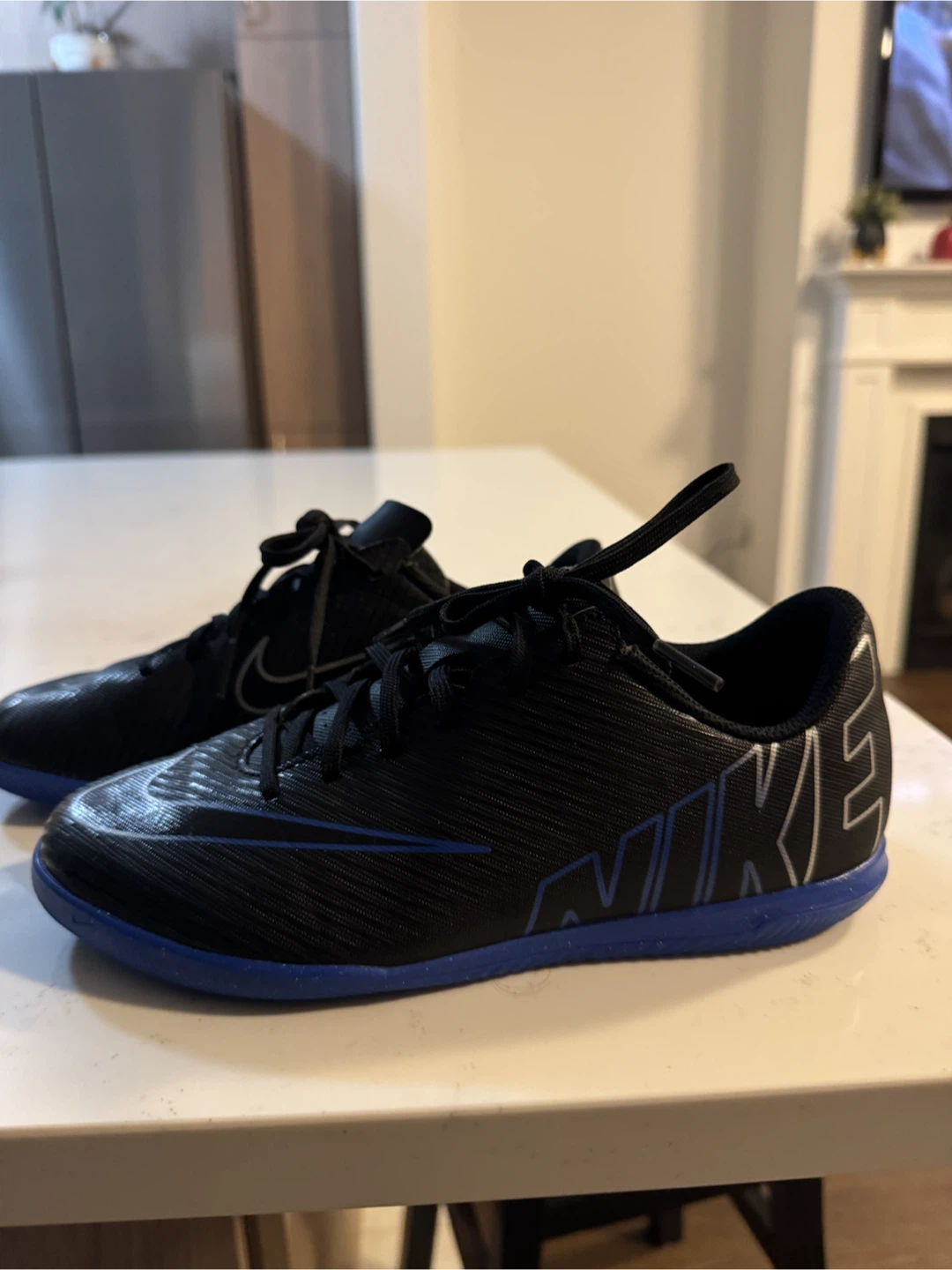Nike Indoor Soccer Shoes Black and Blue