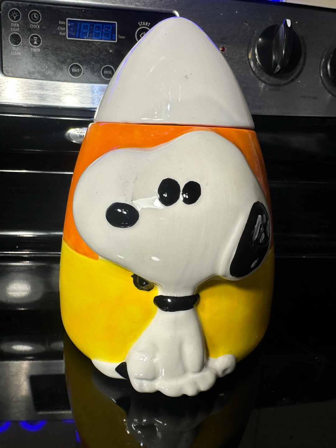 Snoopy Candy Corn Cookie Jar Gibson Housewares - photo 2