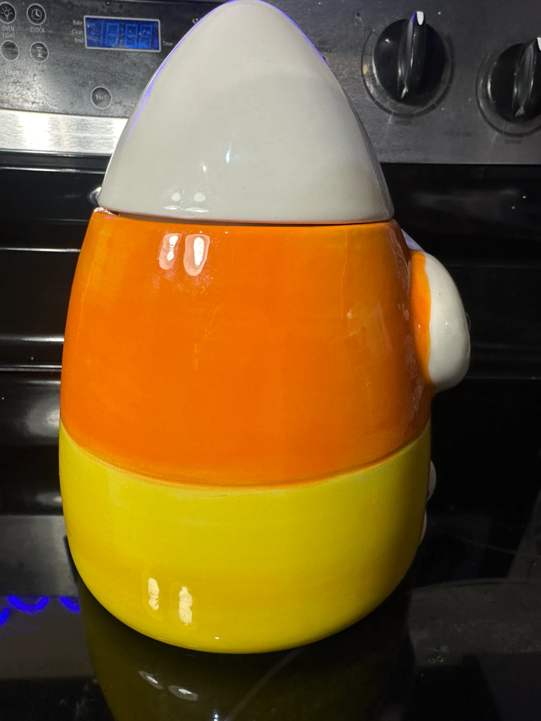 Snoopy Candy Corn Cookie Jar Gibson Housewares - photo 5