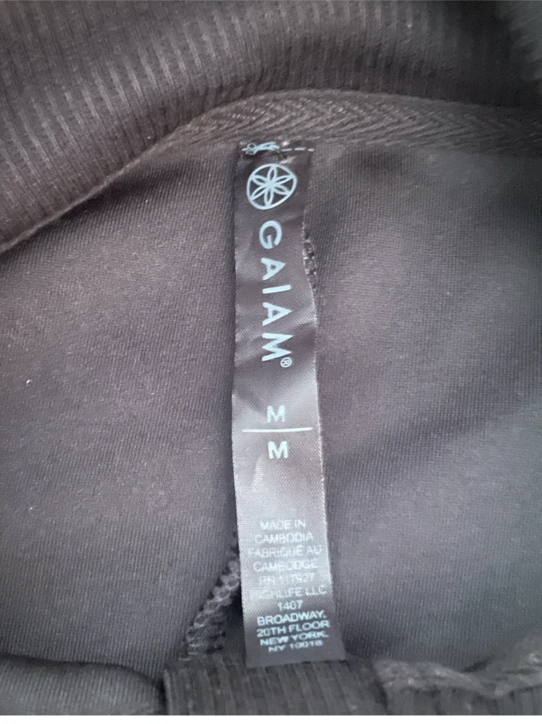 Gaiam Black Half-Zip Pullover - photo 2