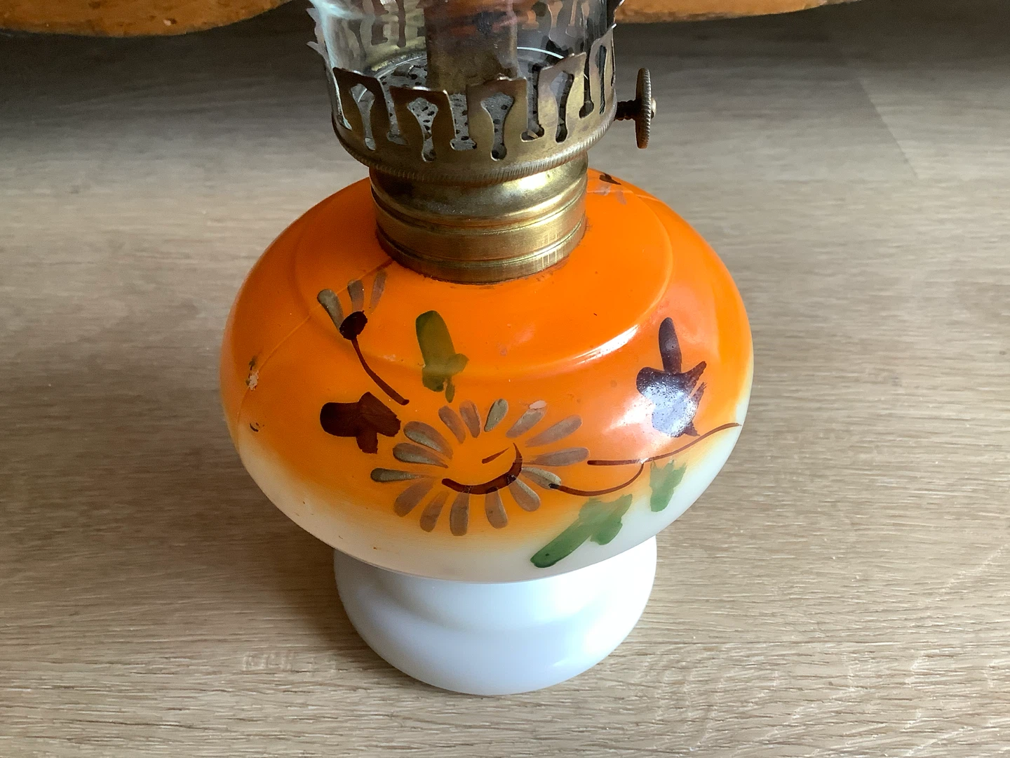 Ant Victorian Nellie Bly Hd Ptd Miniature Kerosene Oil Lamp 🐞 - photo 2