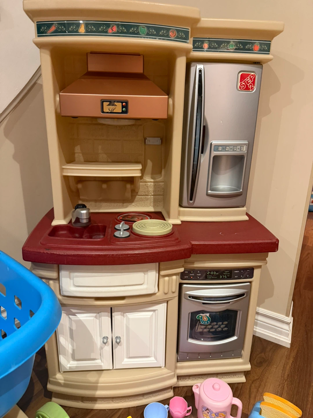 Step2 kids play kitchen with lots of accessories - photo 3