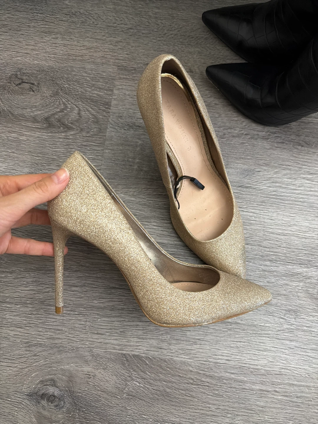 Zara Woman Gold Glitter Heels Size 37