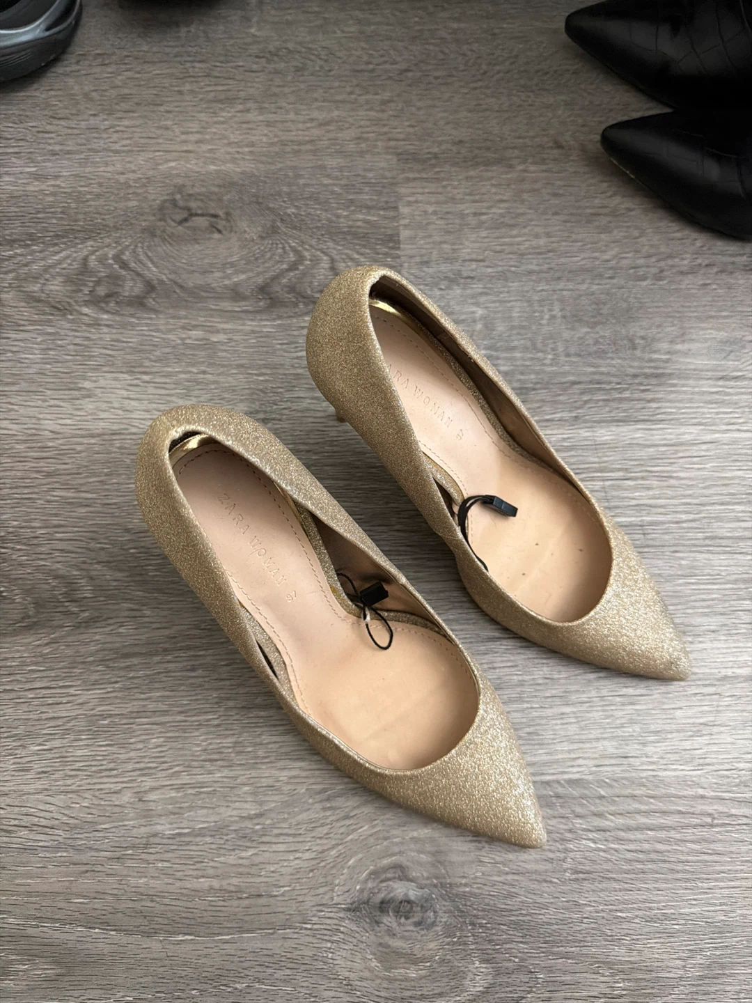 Zara Woman Gold Glitter Heels Size 37 - photo 2