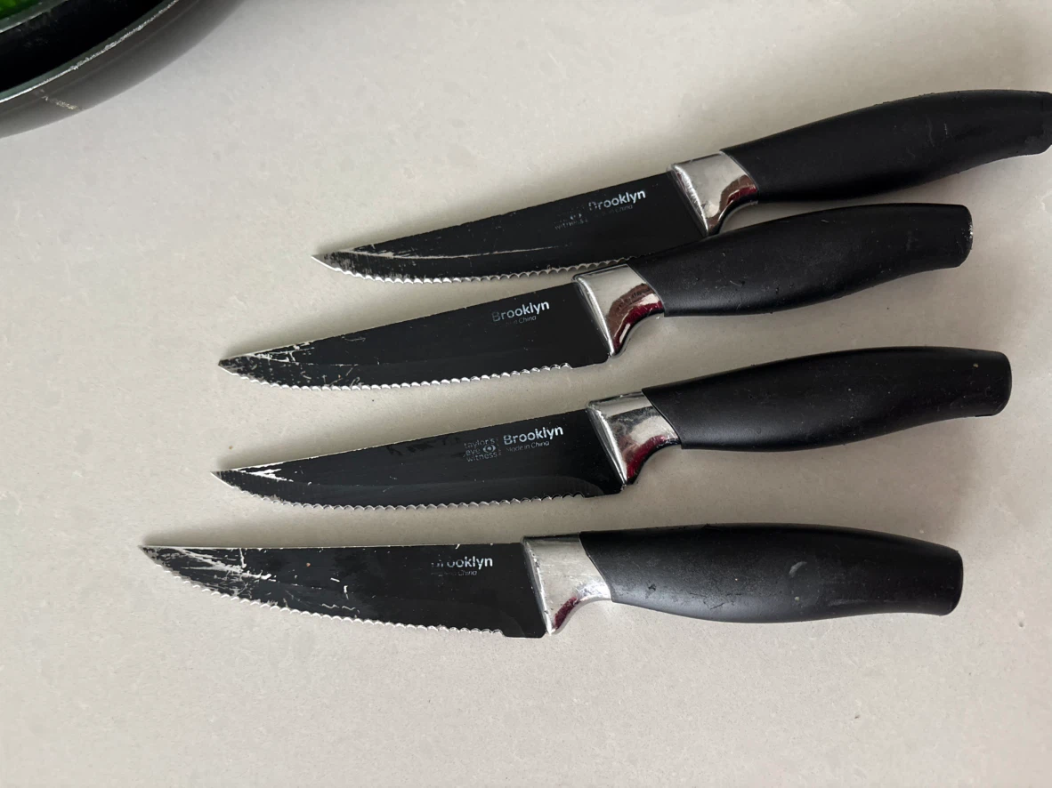 4 Taylor's Eye Witness Brooklyn Steak Knives