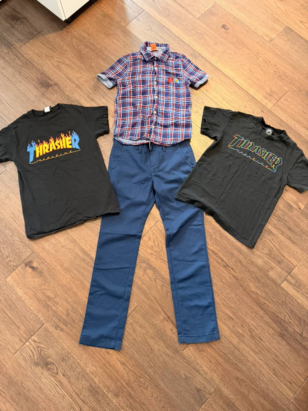 $10 for Teen / Men’s Small Vans / Thrasher Set