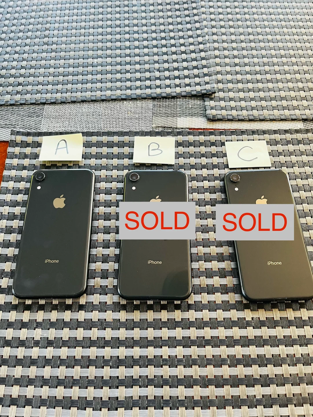 Cellphone- iPhone XR Black 64GB Unlocked PRICE FIRM - photo 2