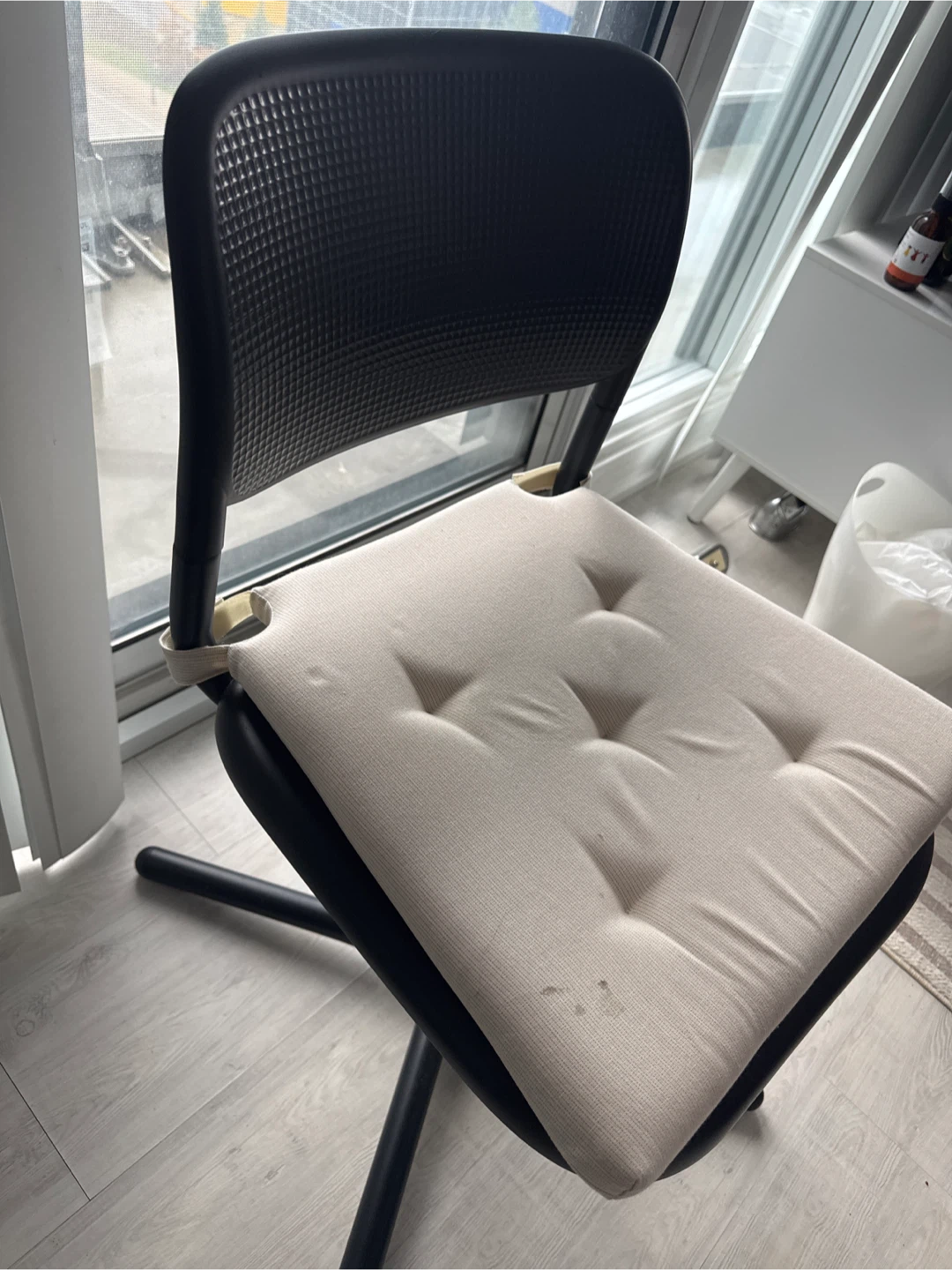 IKEA Smallen desk chair with beige seat pad - photo 2