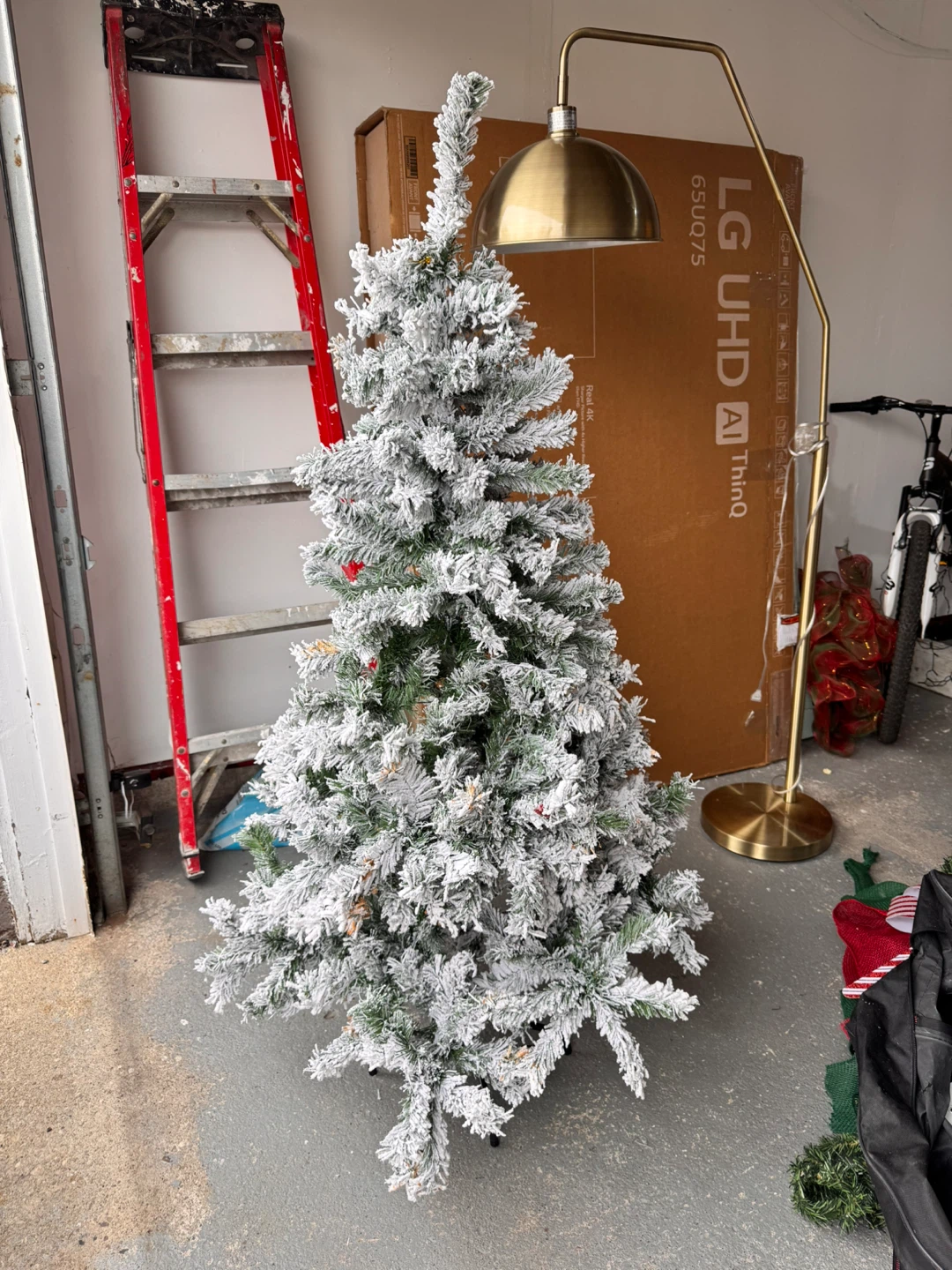Flocked Artificial Christmas Tree - photo 2