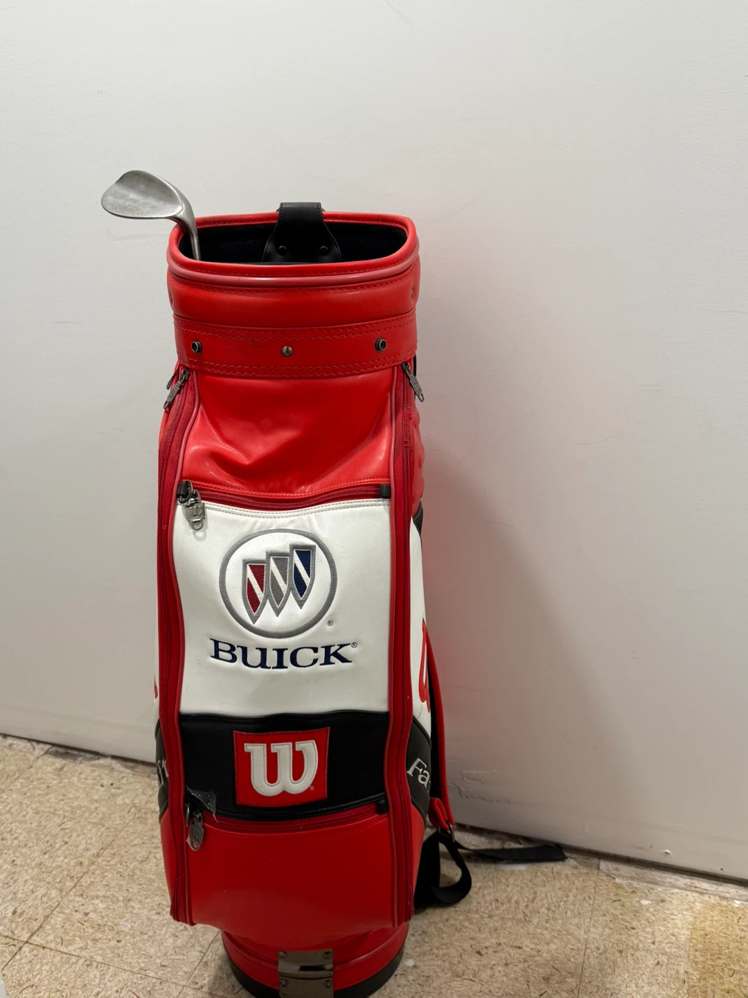 Wilson Fat Shaft Staff Tour Golf Bag