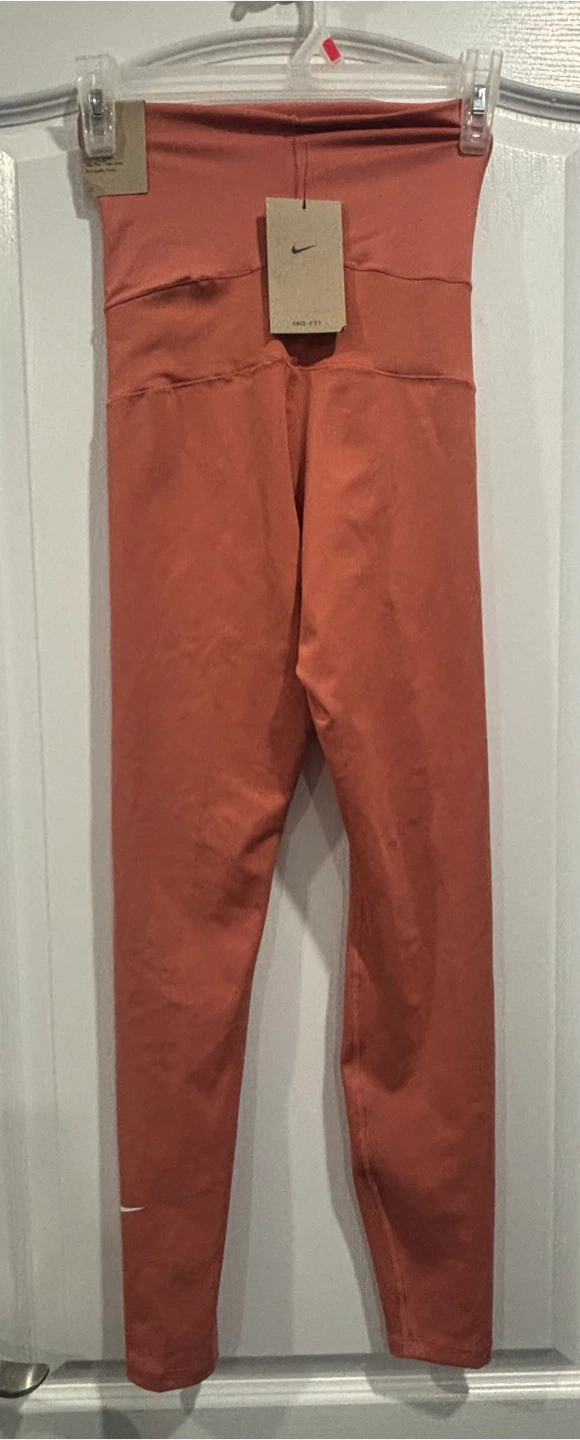 BNWT Womens Nike One High Rise Dri-Fit Leggings - XS - photo 2