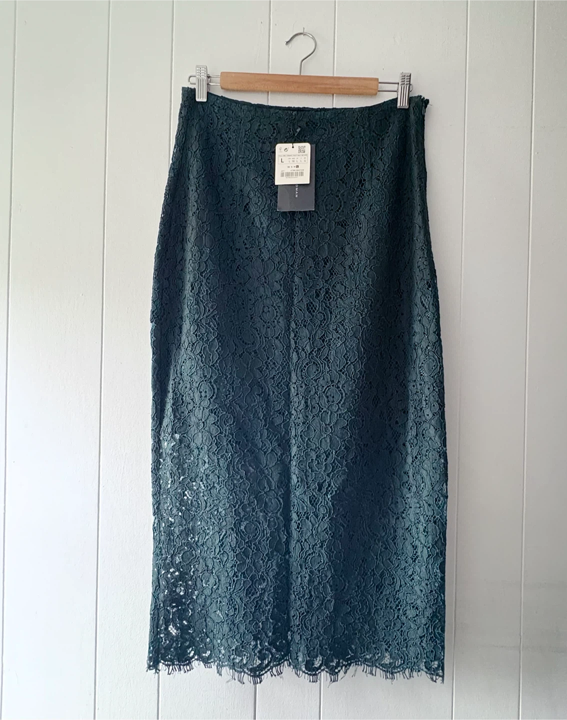 Zara Dark Green Lace Skirt (new with tag )