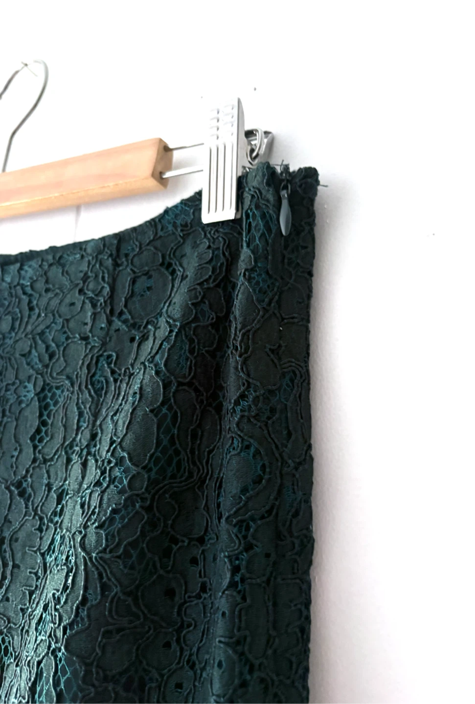 Zara Dark Green Lace Skirt (new with tag ) - photo 3