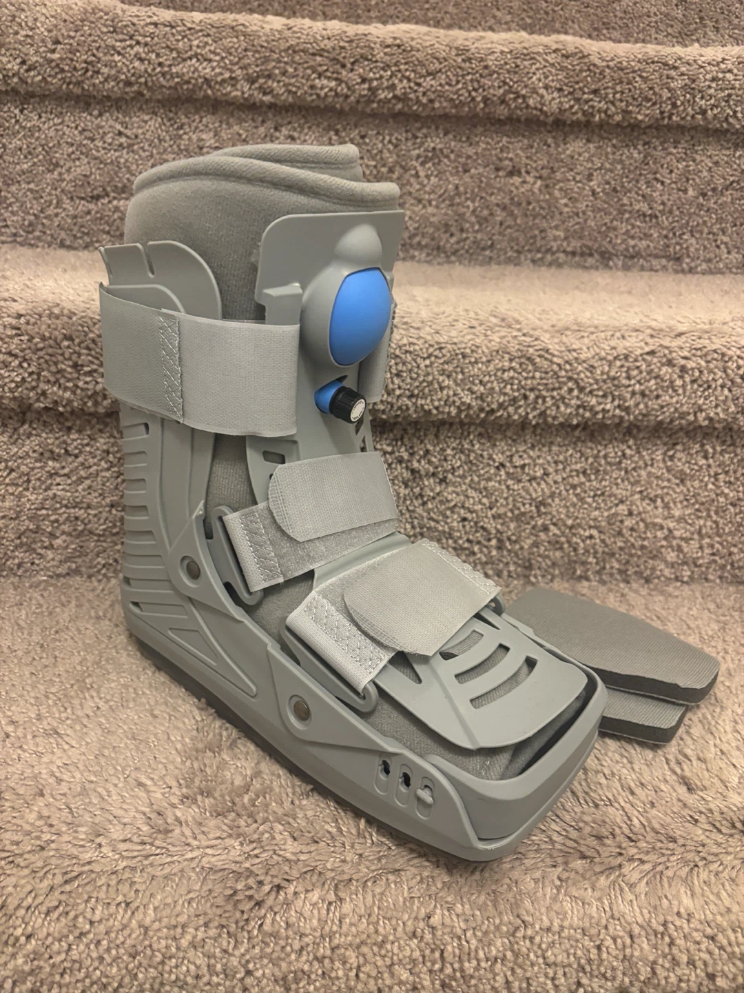 Air Cam Walker Boot - Medium - photo 2