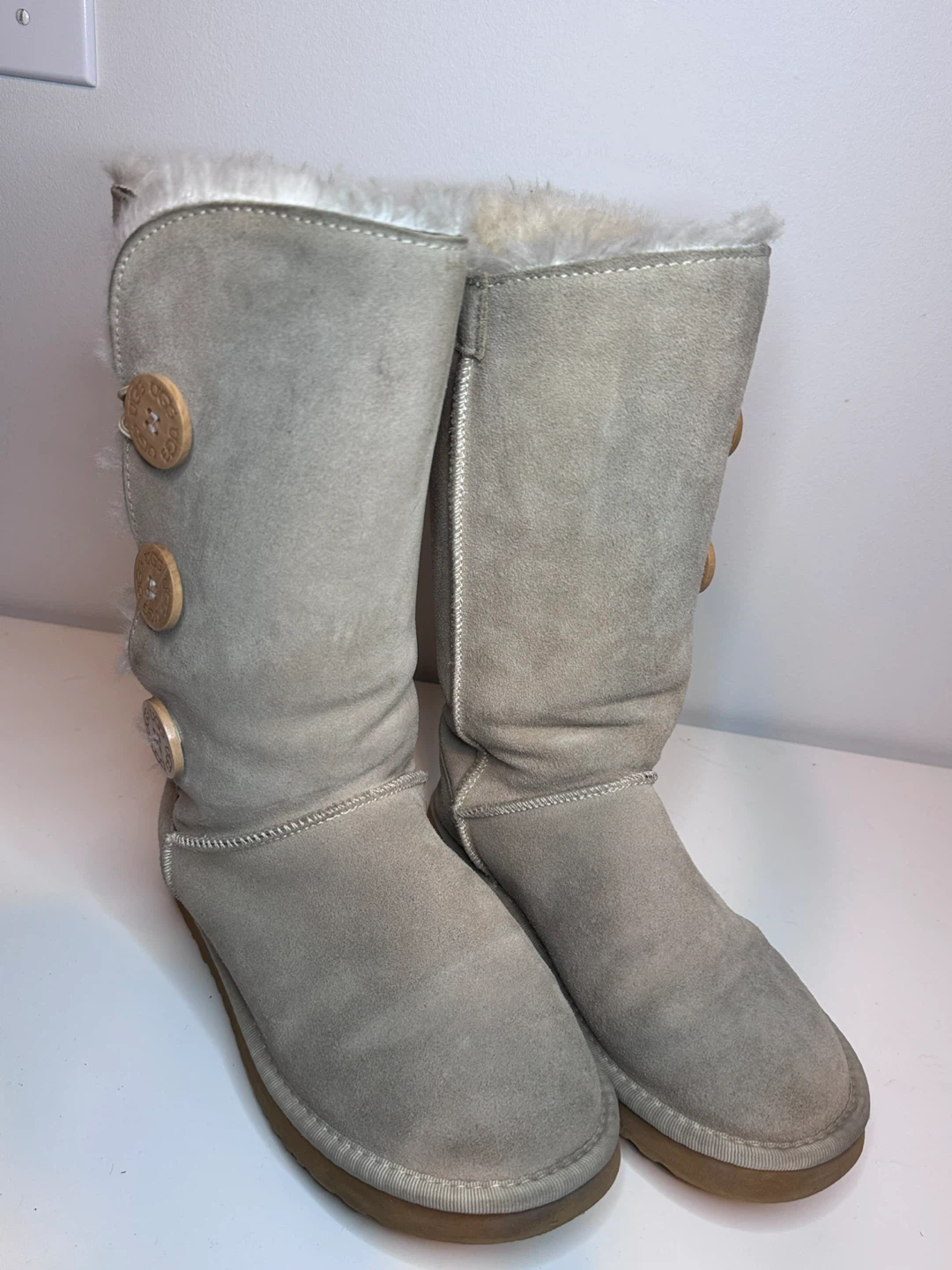 UGG Australia Bailey Button Triplet Boots - Women's Size 6