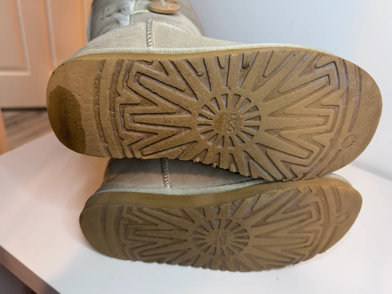 UGG Australia Bailey Button Triplet Boots - Women's Size 6 - photo 5