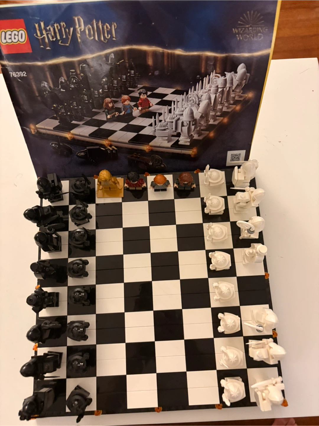 LEGO Harry Potter Hogwarts Wizard's Chess Set 76392 - photo 2