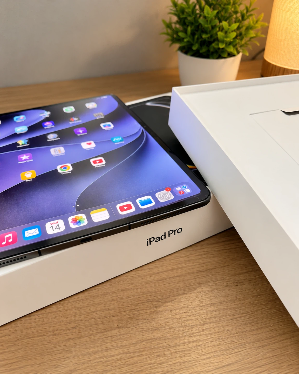 iPad Pro 13” (M5) | 1TB | Wi-Fi + Cellular | Nano-Texture Glass - photo 3