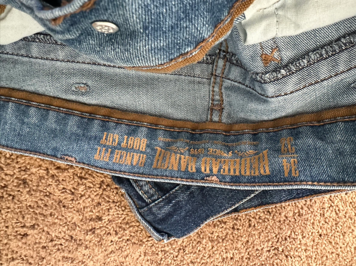 3 pairs of men’s jeans for $35 - photo 4