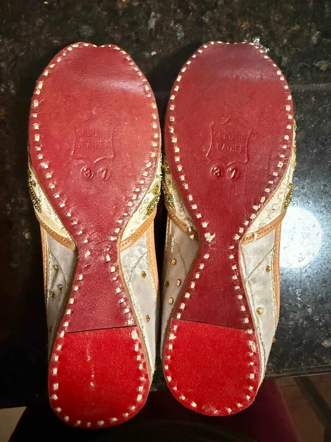 Embroidered Jutti Flats Size 6 - photo 2