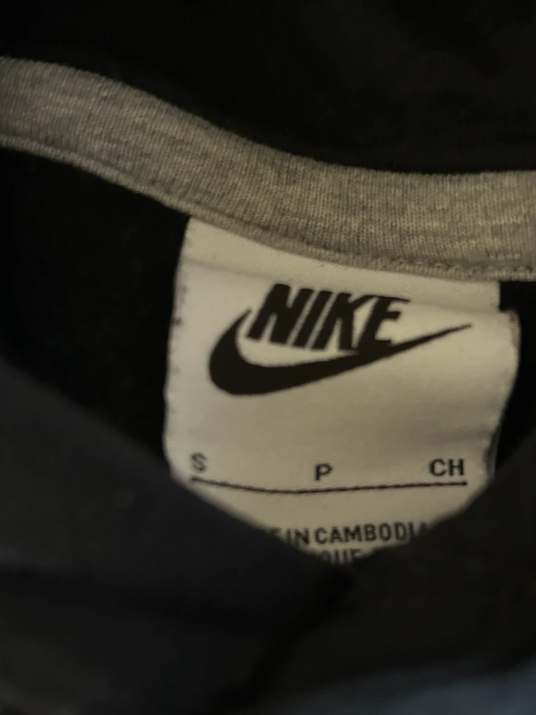 Nike Black Hoodie - photo 3