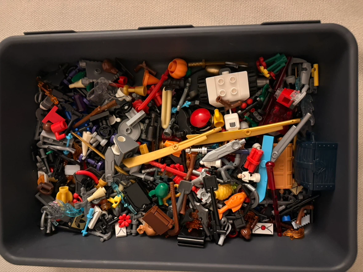 Assorted LEGO Minifigure Accessories and Parts - photo 2