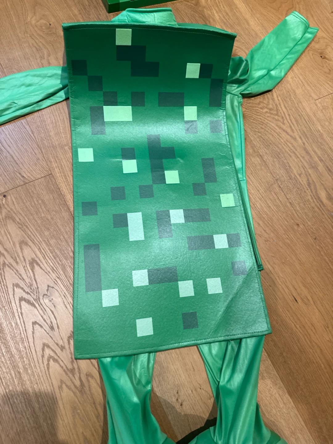 Minecraft Creeper Costume - child size 8-10 - photo 3